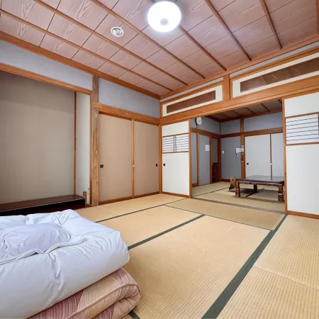 Tuji Wakuwaku Land Minshuku Chaya