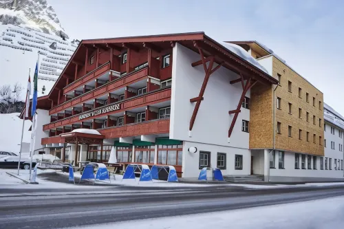 Robinson Alpenrose Zürs - Pools