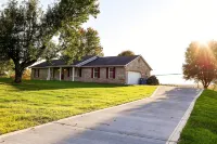 Holland Meadows minutes from The Ark Encounter. Quite countryside! - 4-Star