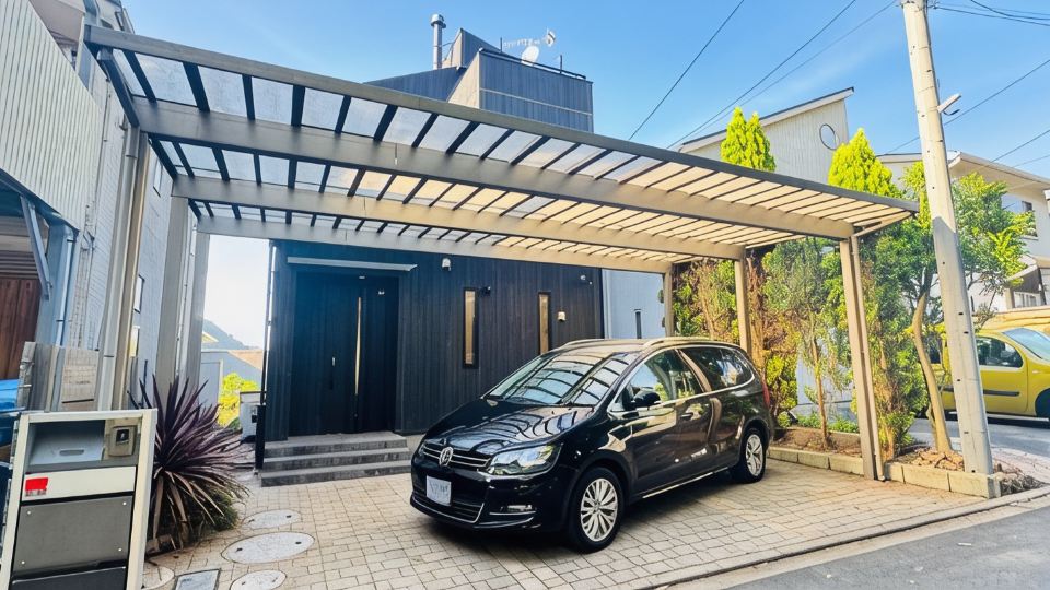 Private Rental SANMI HAYAMA Designer property w