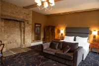 CBH Haycock Manor Hotel - Bãi đậu xe