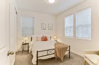 Modern 4BR Home, Rooftop Patio, Mountain Views - Vuoristonäköala