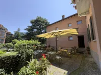 Cernobbio Residence - parking