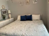 Cozy Home in Quiet Neighborhood!! LLC.              2 Kings  Bed and 1 Queen - 2-Star