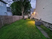 Single level 3 bedroom, fenced yard, central air - 3-Star