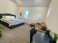 4 bedrooms 3 bath, Tranquil Home, Master suite & Jet tub, Mins from Hot Springs - 무료 와이파이