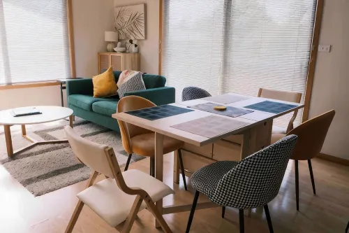 Stylish 3-Bedroom 1Bathroom 1 Ensuite Townhouse - Flughafentransfer