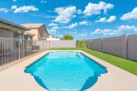 Sunny 4BR Getaway w/ Private Pool - 2-Star