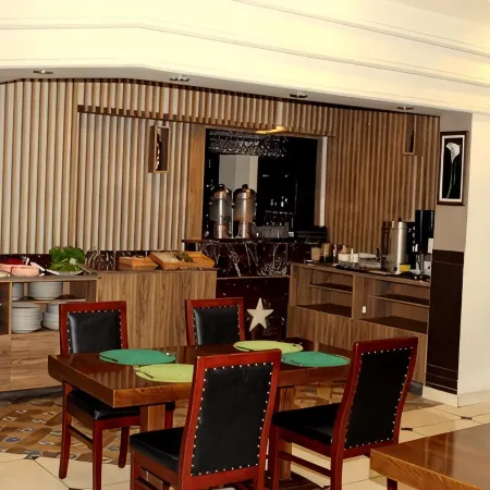 Hotel Anibal