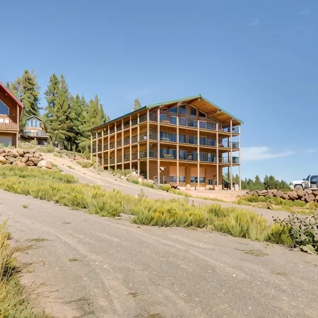 The Lodge at Duck Creek