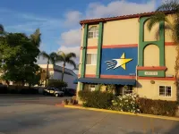 Starlight Inn Huntington Beach Hotels in Huntington Beach