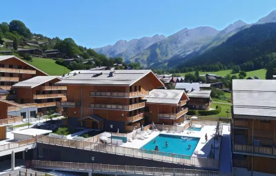 Hôtel Prestige Odalys le Chamois Hotels near Col des Aravis
