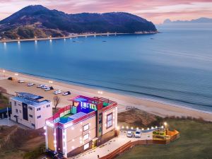 Geoje Wave Hotel n Pension (Ocean View)