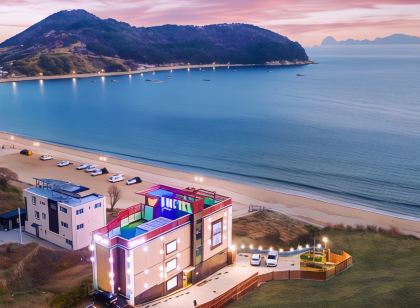Geoje Wave Hotel and Pension