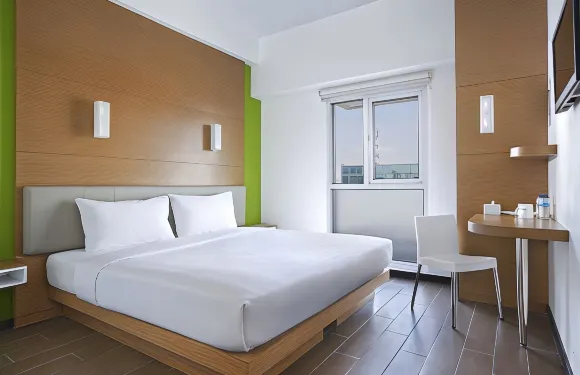 昂泵馬朗泗水阿利斯酒店