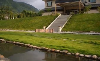 Songbailin Vacation Resort Hostel