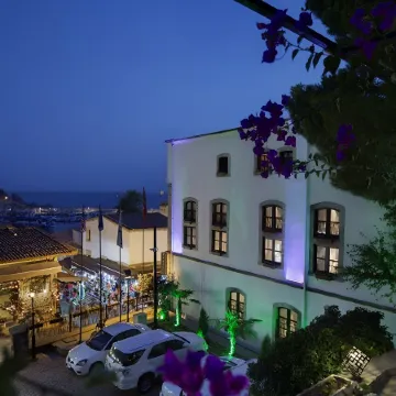Adalya Port Hotel Отели рядом с достопримечательностью «Район Калеичи»