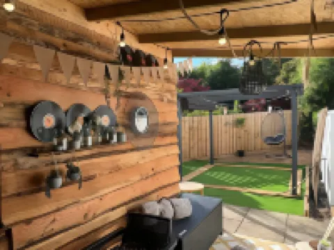 James' Place at the Park