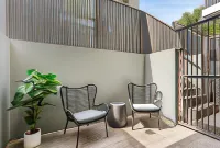 Barangaroo Park Apartments by Urban Rest Отели в г. Millers Point