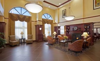 Hampton Inn & Suites Indianapolis-Airport