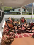 Cardinal Inn Hotels in Haywood County