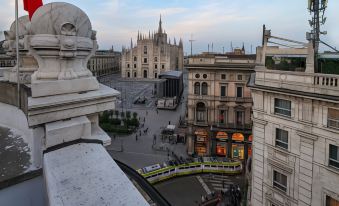 Prestige Boutique Aparthotel - Piazza Duomo View