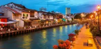Qish Hotel