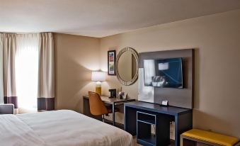 Comfort Inn & Suites Geneva- West Chicago