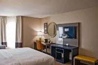 Comfort Inn & Suites Geneva- West Chicago Hotels in Saint Charles