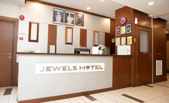 Jewels Hotel