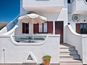 Apartments with Garden View Creta Ierapetra