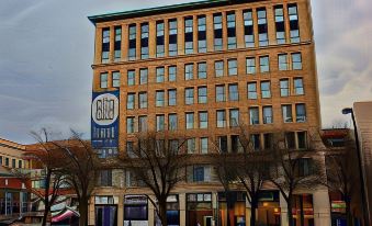 Blu-Tique, Akron, a Tribute Portfolio Hotel