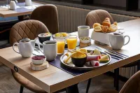 Hotel le Dauphin - Breakfast