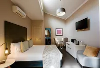 Alexandra Place Hotels in White Hills