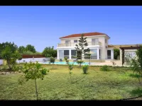 Villa 200m to the Coral Bay Strip, Large Pool