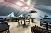 Serebryanyij Vek Hotel - สัตว์เลี้ยง