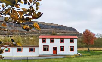 Fossardalur Guesthouse