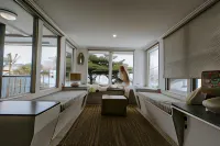 Yeppoon Surfside Motel Hotels in Cooee Bay