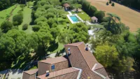 Demeures et Châteaux Hôtel l'Hermitage - ที่มีสระว่ายน้ำ