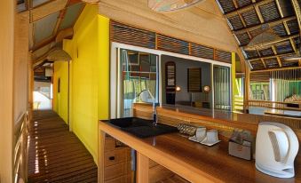 Antsanitia Resort