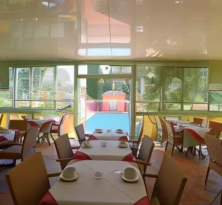 Hotel Cyrnea