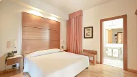 Hotel Europa Hotels near Parco delle Caprette