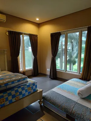 Villa Sentul City by Nusalink Hotels near Kator Pemasaran Smart Warehouse