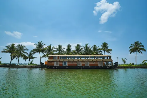 Southern Panorama Houseboats