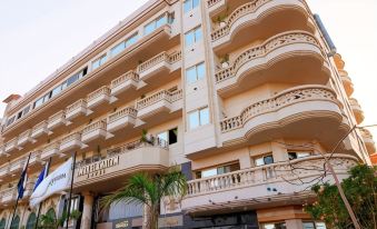 Omer Elkhaiam Hotel