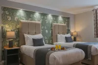 The Old Hall Hotel فنادق في Ormesby St. Michael