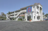 Motel 6 Bellflower, CA - Los Angeles