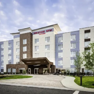 TownePlace Suites by Marriott Tampa South Hotels near Ballast Point Park