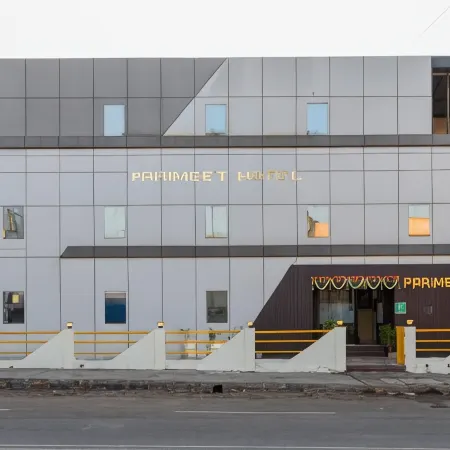 New Parimeet Residency