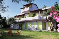 Summer House Louisa Hotels in Lygia